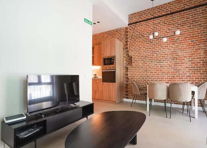 Modern -2Bedrooms 1Bath-Cuatro Caminos